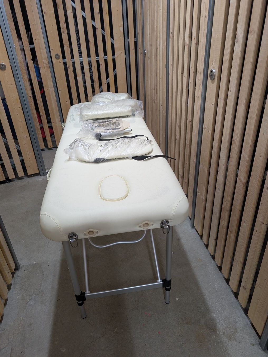 Tables: Table de massage – D'occasion à Lausanne par syl_x2hl 3