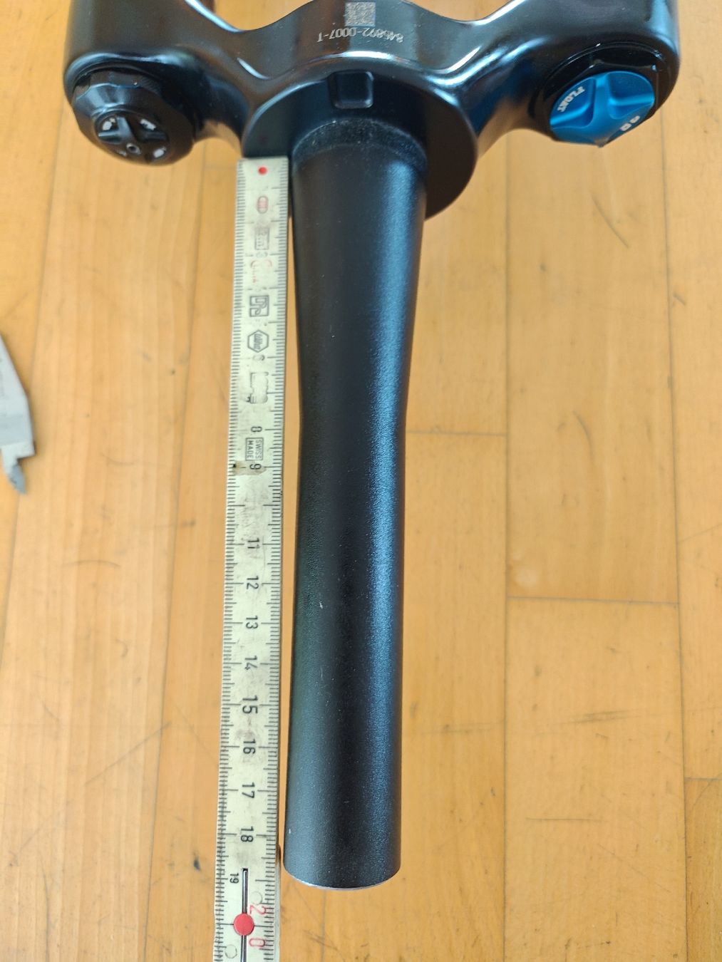 Fox Pezzi di ricambio: Fox 38 Elite Grip 2 – Nuovo (secondo la descrizione) da Aesch ZH venduto da Larsk 4