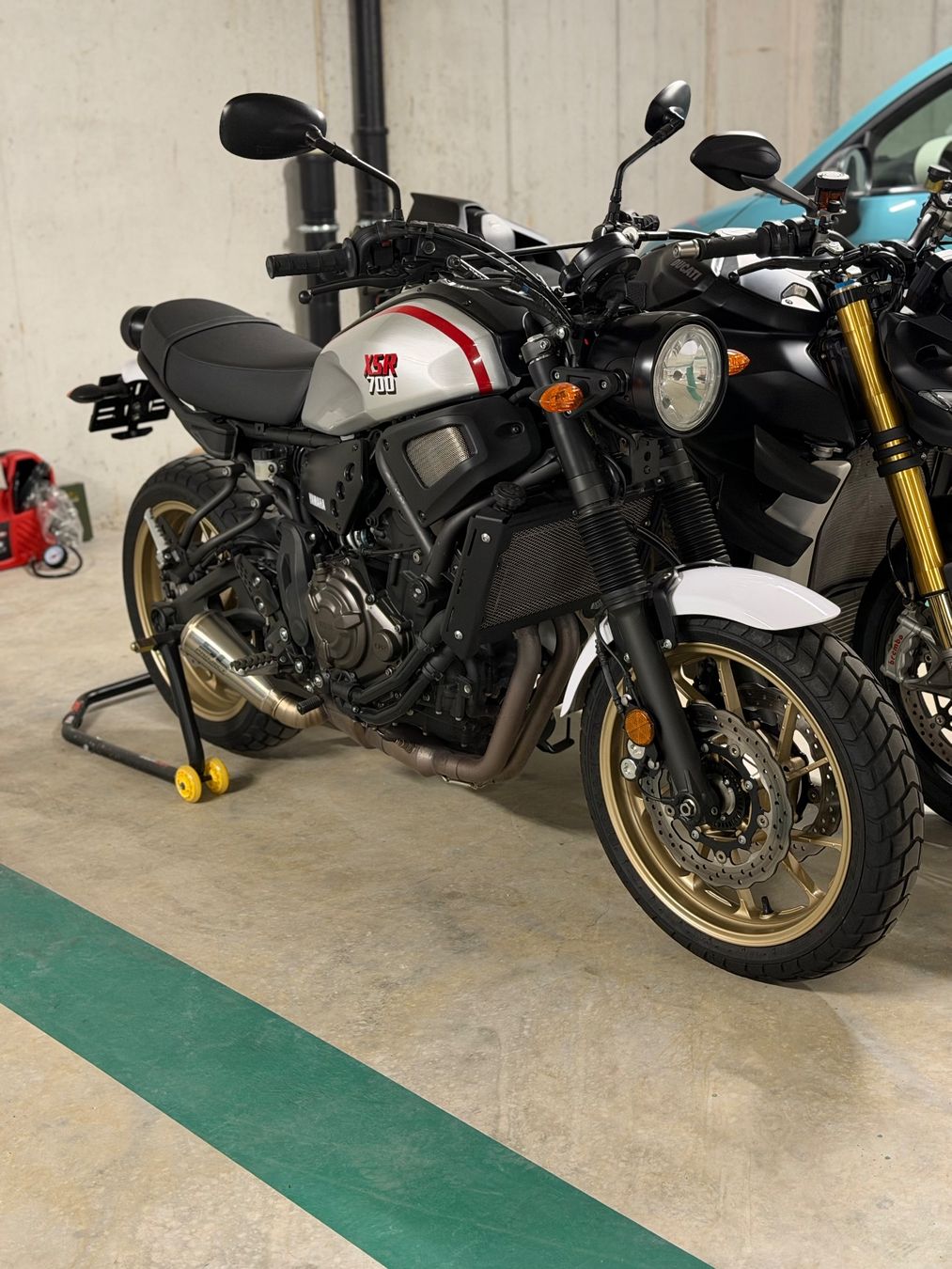 Yamaha Strada: Yamaha XSR 700 xTribute – Usato da Winterthur venduto da mar_xwt6 2