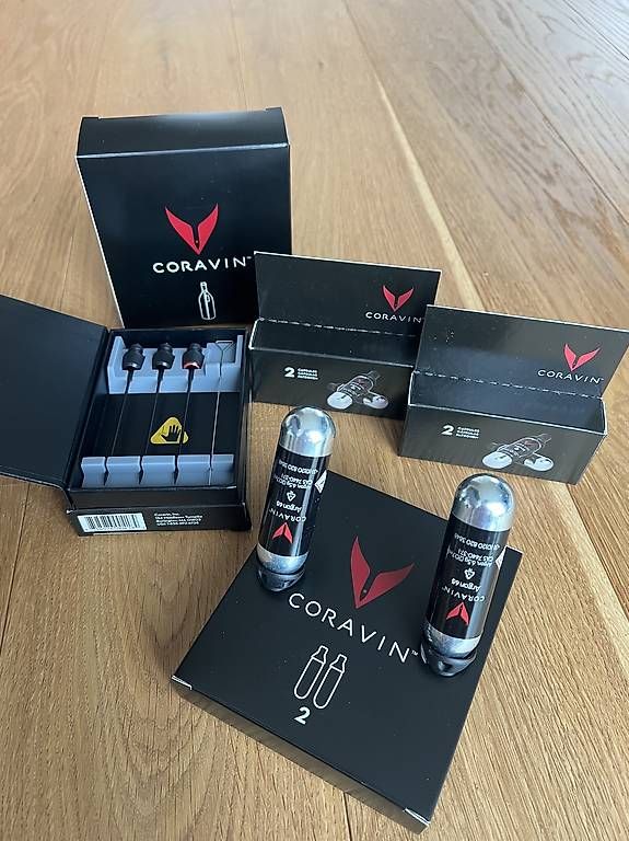 Apribottiglie & Tappi per chiusura: Coravin-Set Wein-by-the-Glass System – Usato da Sursee venduto da gas_29n8 1