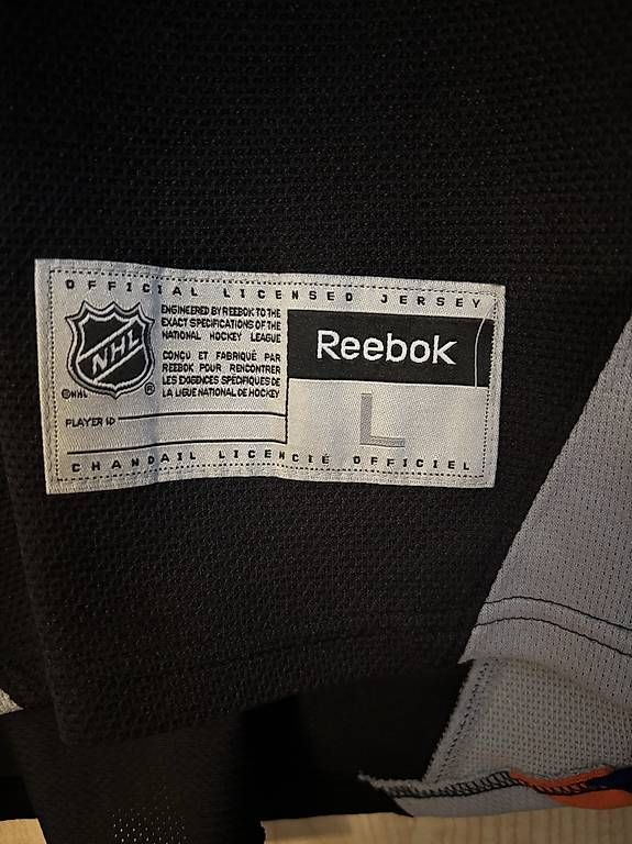 Leibchen & Hosen: Original 3th NY Islander Jersey – Gebraucht aus Gerlafingen von kew_m7sn 1