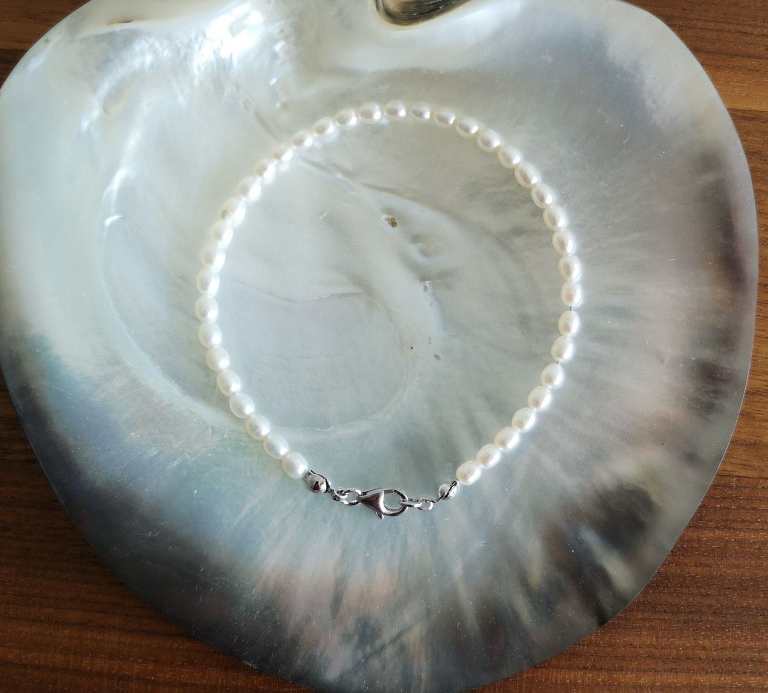 Armbänder & -reifen: Süsswasserperle Armband, 3x4mm, weiss – Neu und originalverpackt aus Rümlang von 21f