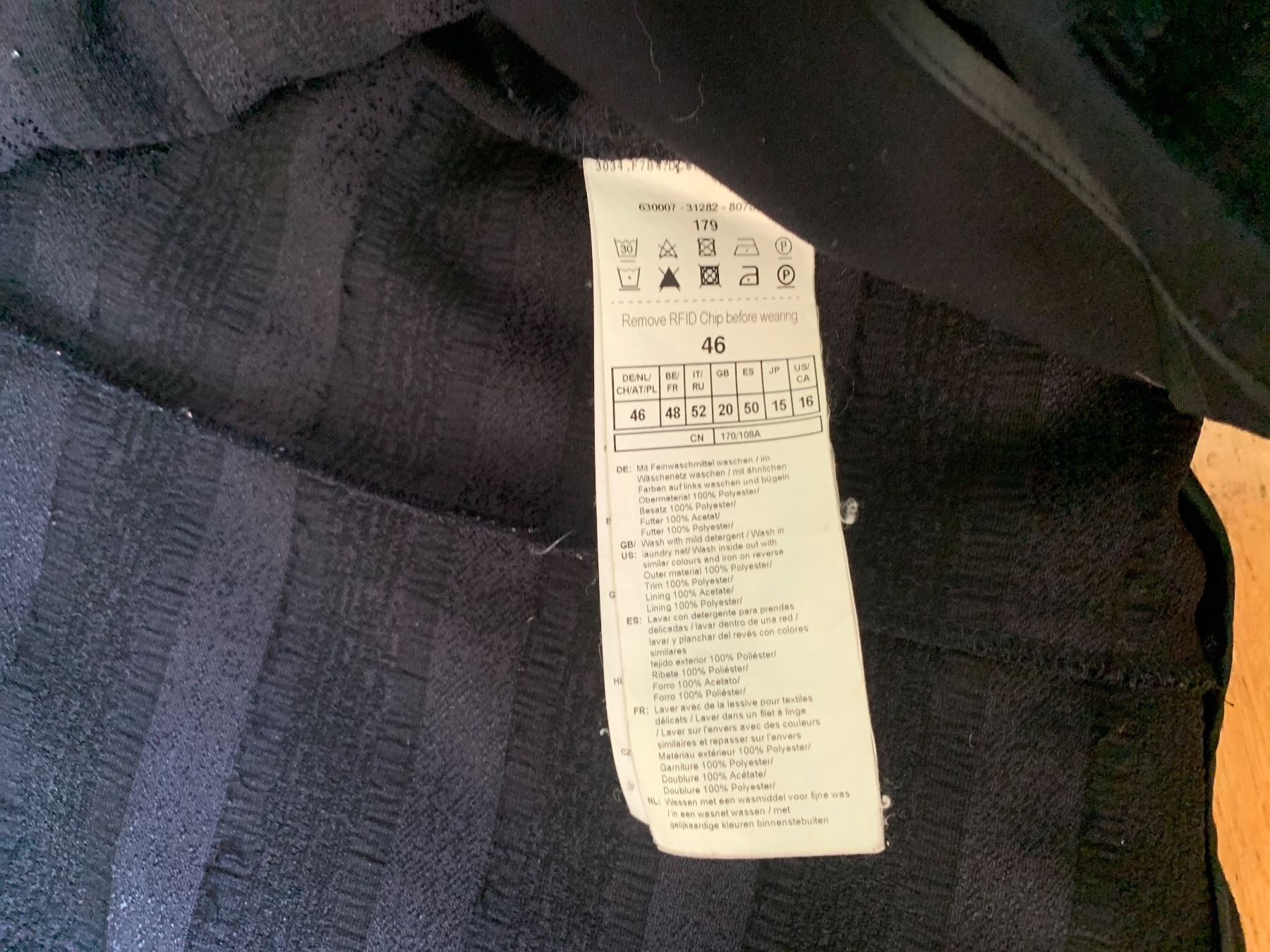 Gerry Weber Giacche: Schwarze Damen Jacke  Gr. 46 Gerry Weber – Usato da Richterswil venduto da Moii89 4