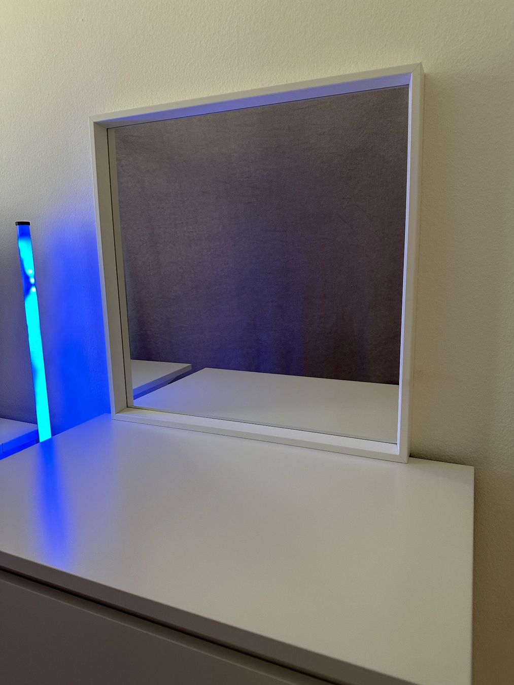 Ikea Cassettiere: Ikea Malm Kommode inklusive Spiegel – Usato da Winterthur venduto da fat_d6sb 1