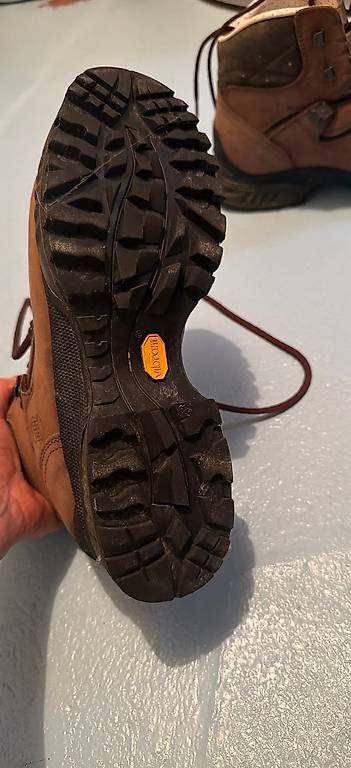 Scarpe da uomo: Hanwag Wanderschuhe – Usato da Uitikon Waldegg venduto da lapagy 2