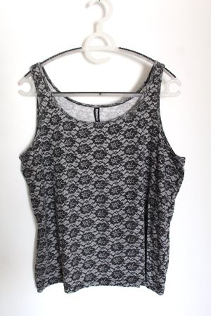Neuwertiges Shirt Gr. XL