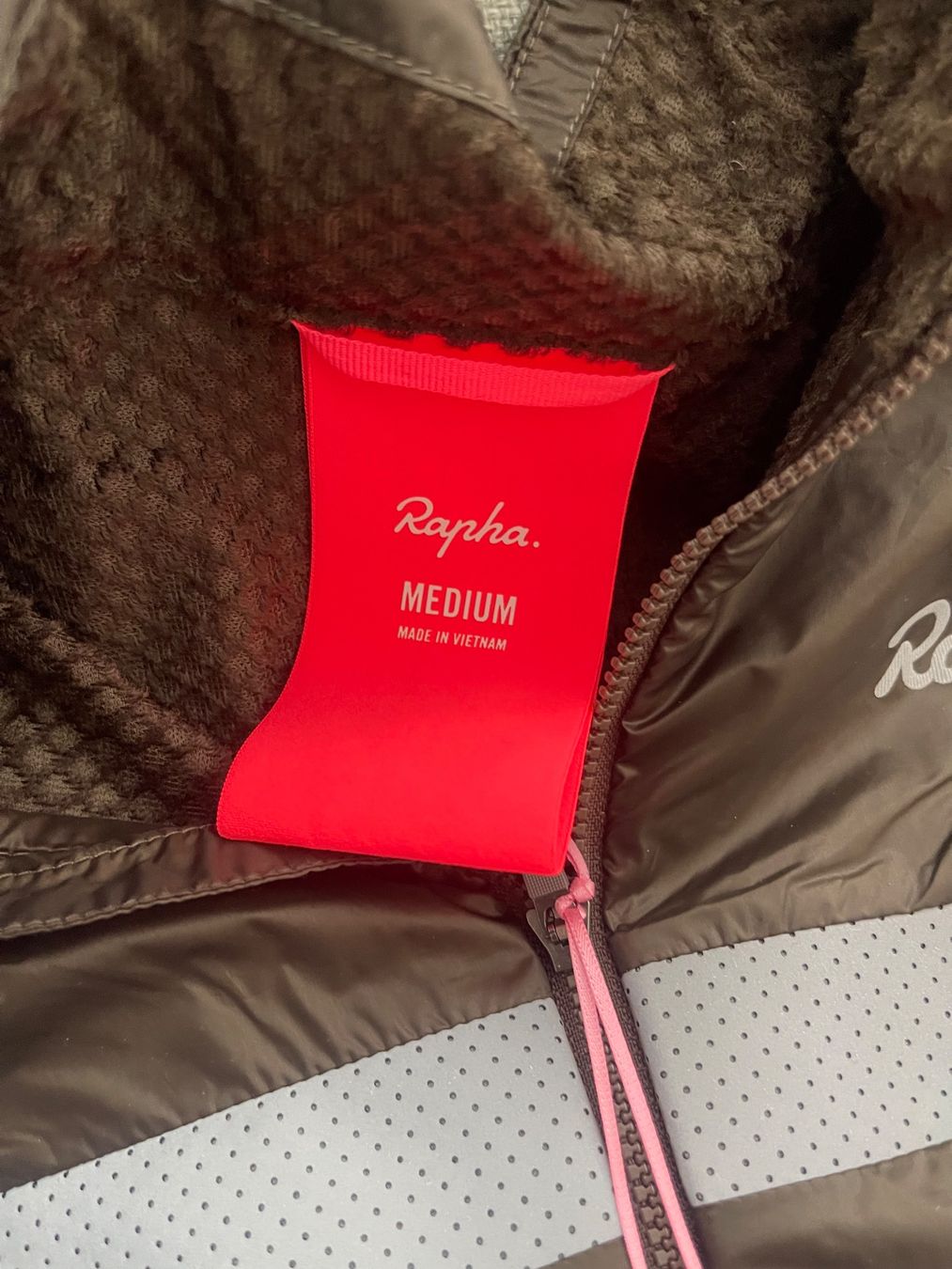 Rapha Gilets & Westen: Rapha Damen Weste braun Grösse M mit Etikett – Neu (gemäss Beschreibung) aus Cham von pri_9ktk 2