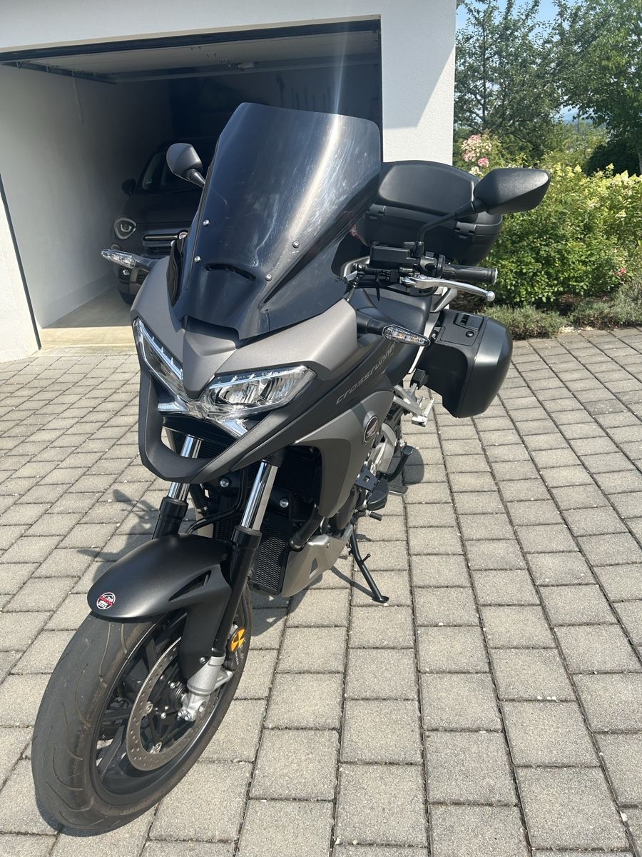 Honda Enduro: Motorrad Honda VFR 800 X Crossrunner – Gebraucht aus Amlikon-Bissegg von Rahelbr5 1