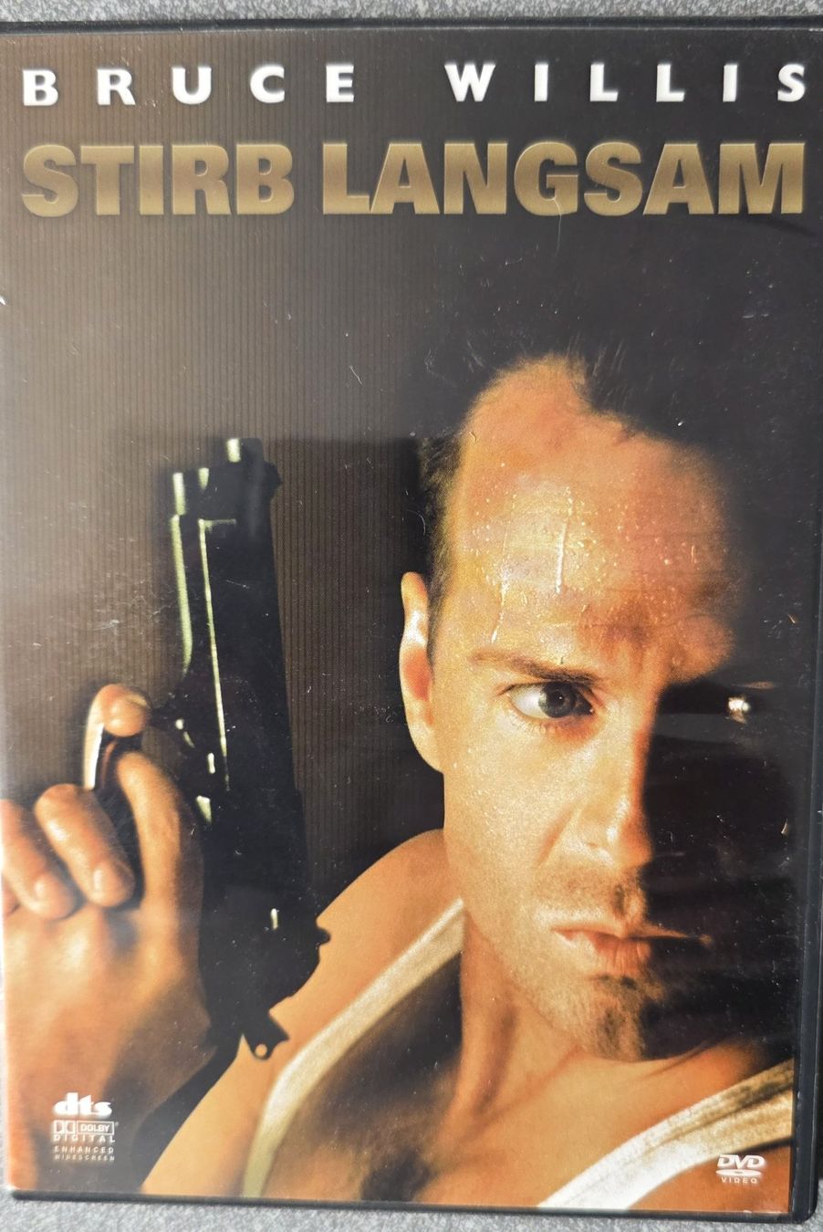 Tutti i DVDs: DVD Stirb Langsam - Bruce Willis – Usato da Oetwil am See venduto da fineli2