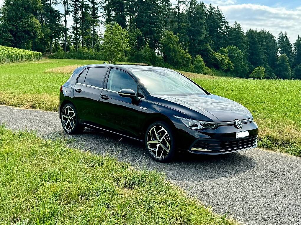 VW Autos: VW Golf 8 1.5TSlevo – Gebraucht aus Muri AG von cag733