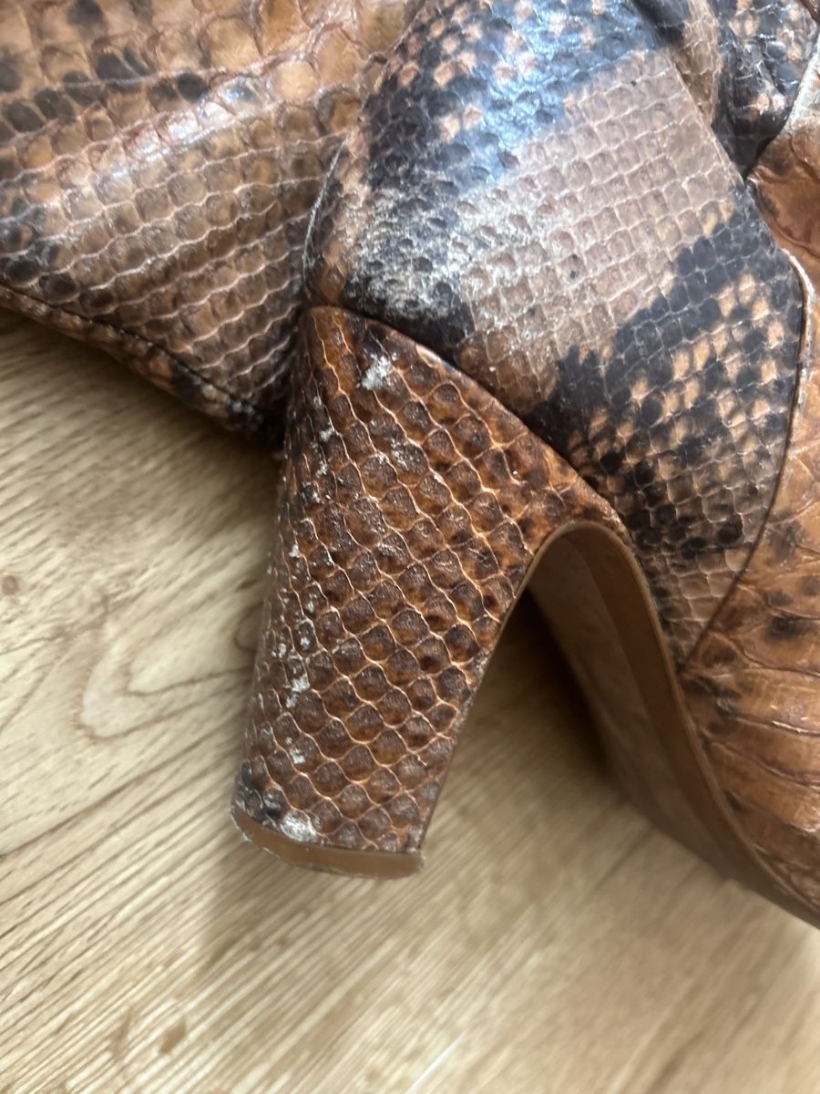 Zara Damenschuhe: Snakeskin look Boots, Block Heel 8cm – Gebraucht aus Thalwil von mar_pvx7 3