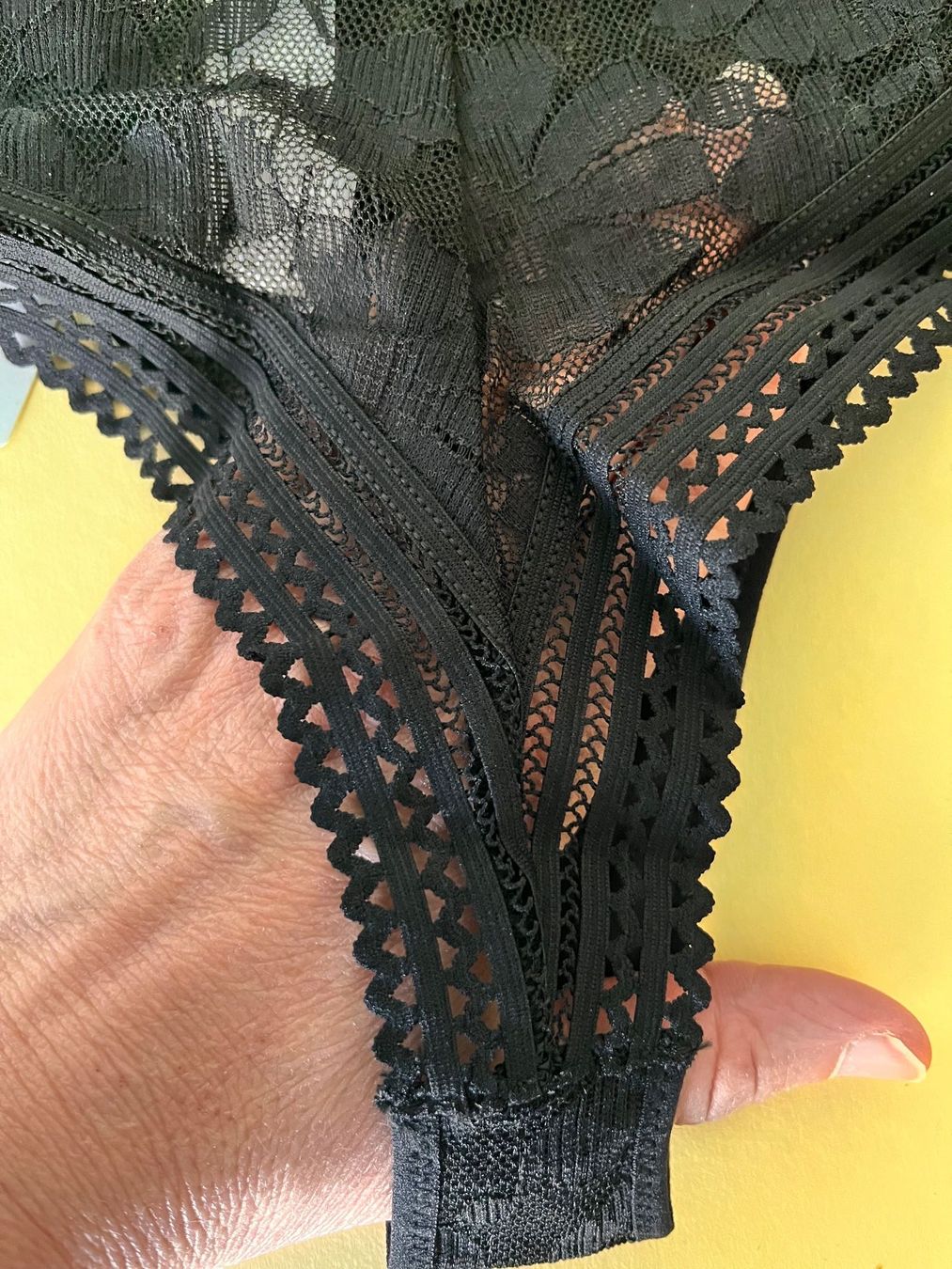 Passionata Altra biancheria intima: String, PASSIONATA, Grösse 40, Schwarz mit Blumenmuster – Nuovo e nell'imballaggio originale da Rudolfstetten venduto da gst_g7xl 4