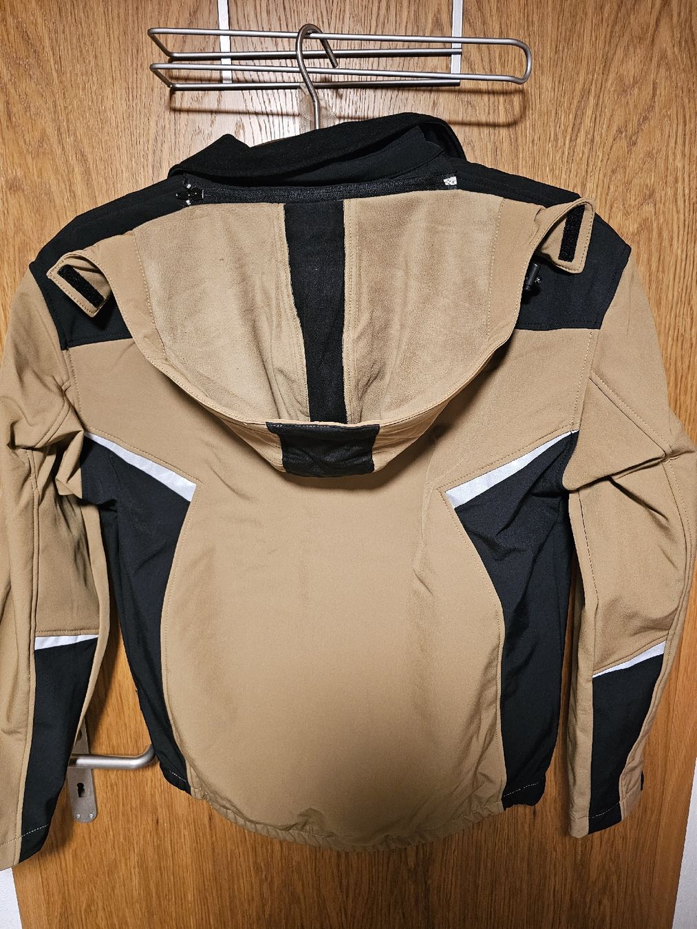 Wikland Giacche: Wikland Winter Softshell Jacke, Khaki/Schwarz, Grösse M – Nuovo e nell'imballaggio originale da Hinterforst venduto da Hardi1987 1