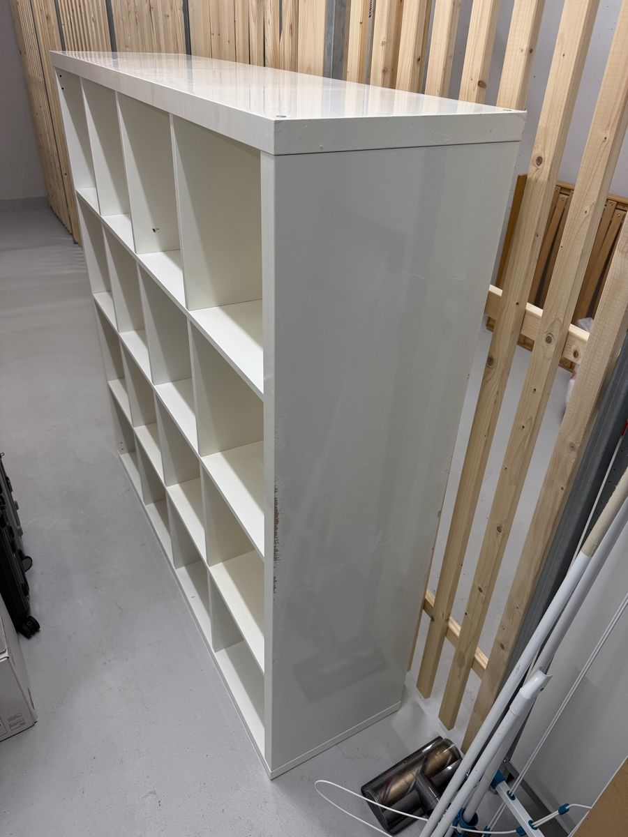 Étagères: Kallax Ikea Regal - mega günstig – D'occasion à Zürich par rob_qh6m 1