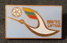 Y879 - Pin Fussball FIFA WM '92 Lietuva
