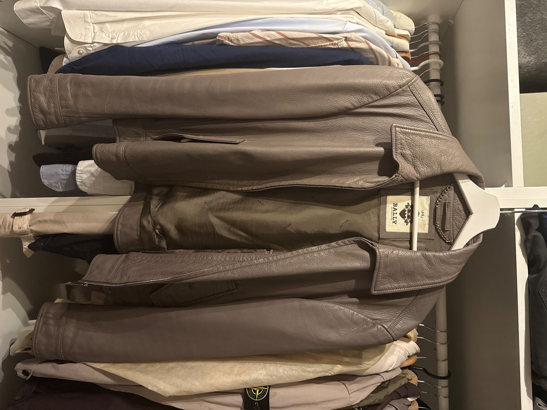 Bally Jacken: Bally Hirschlederjacke – Gebraucht aus Ostermundigen von LaurentnJS