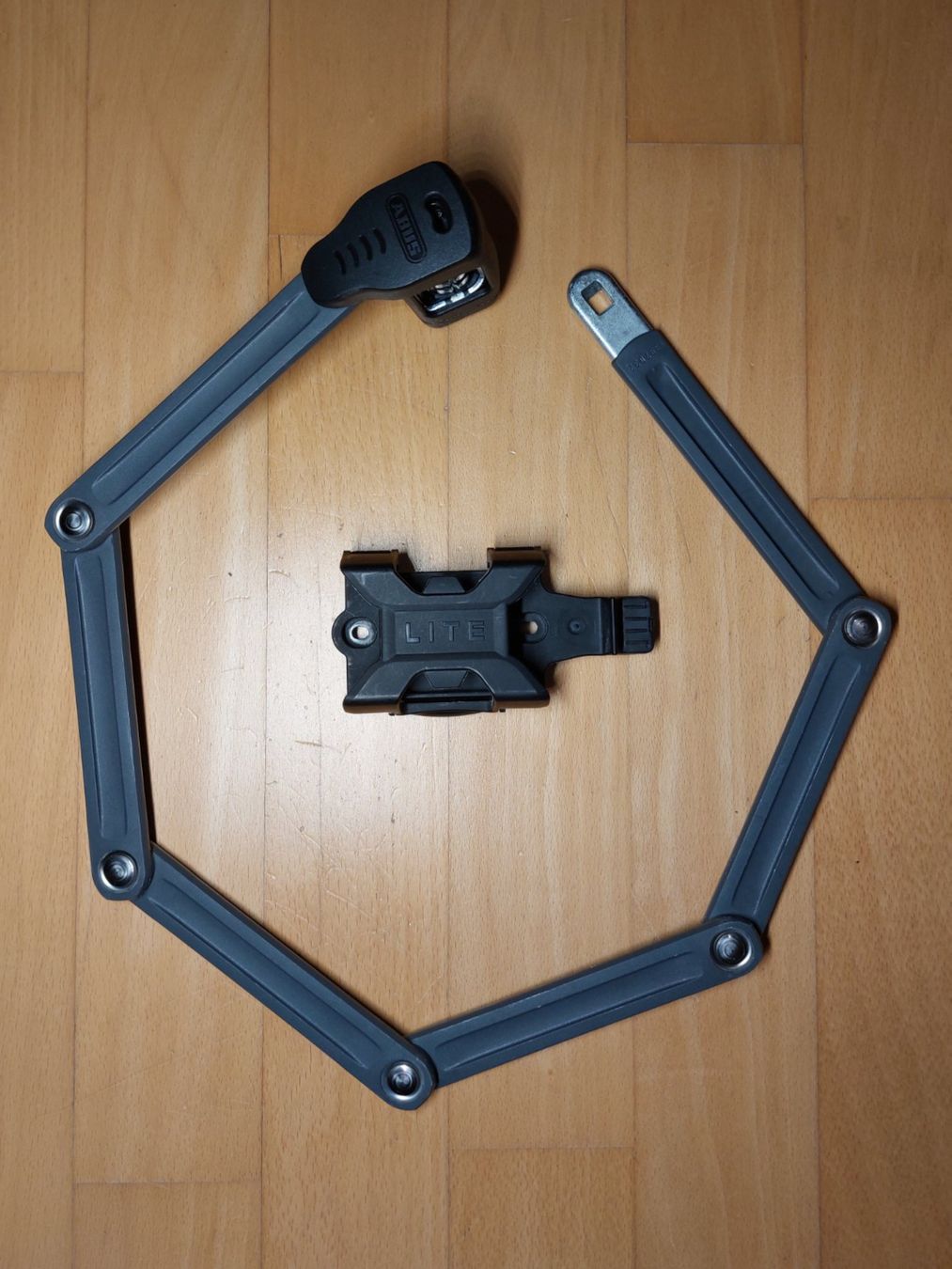 Abus Lucchetti: Abus Faltschloss Bordo Lite 6055C/85 SH, mit Zahlencode – Usato da Jenins venduto da Sgnurednax