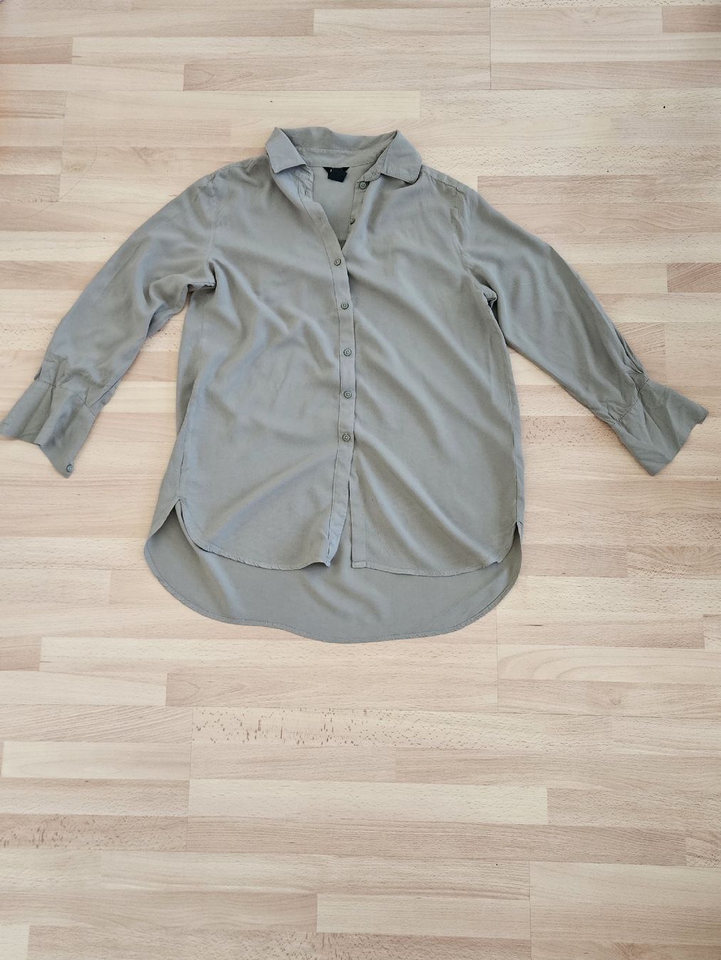 Blusen: Lindex Bluse in Salbeigrün, Gr. S – Gebraucht aus Thun von bia_crh9 2