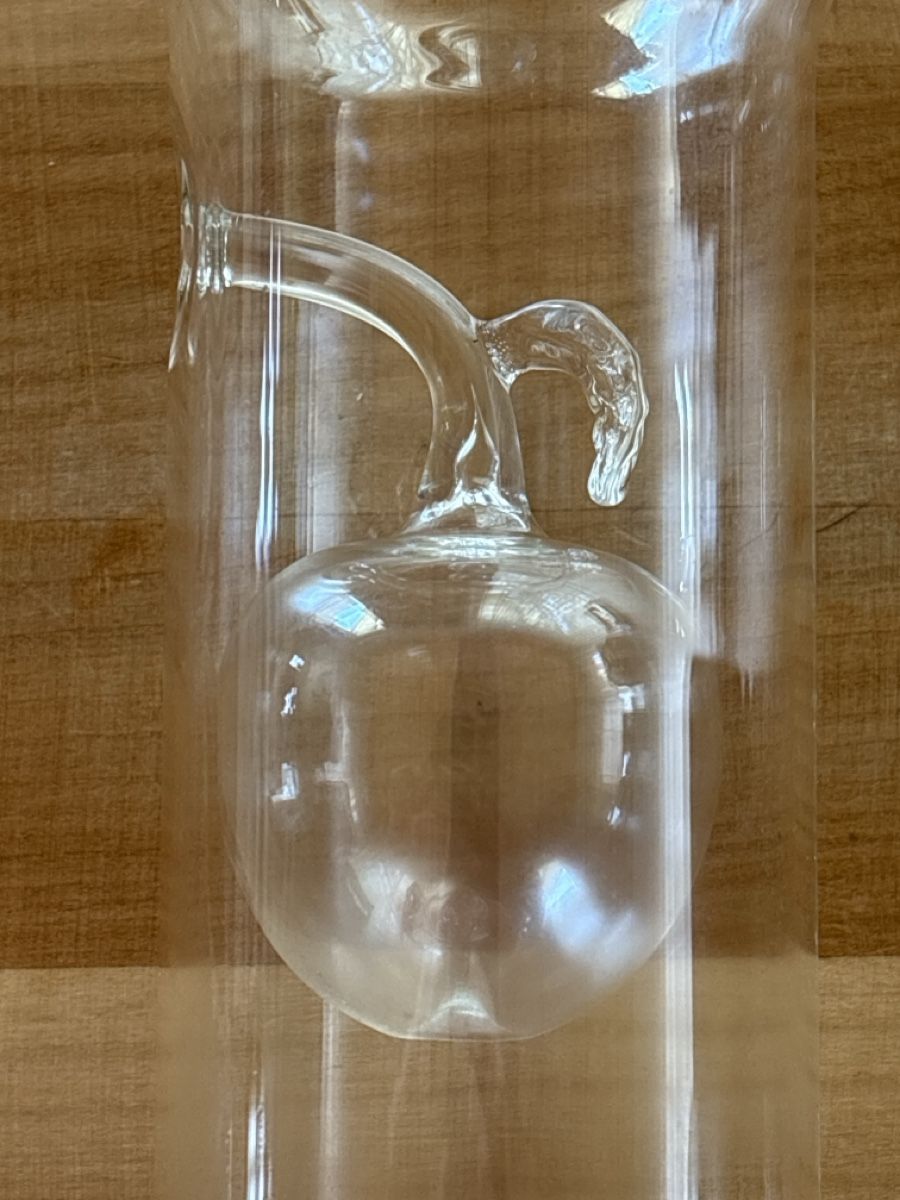 Sonstiges: Likör Flasche leer mir Glas Apfel deko – Gebraucht aus Rümlang von baselsale1 1