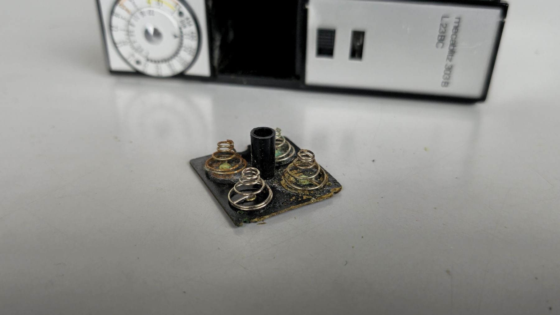 Flashs: Metz 303B Blitzgerät – Défectueux à Arbon par Evathefirst 5
