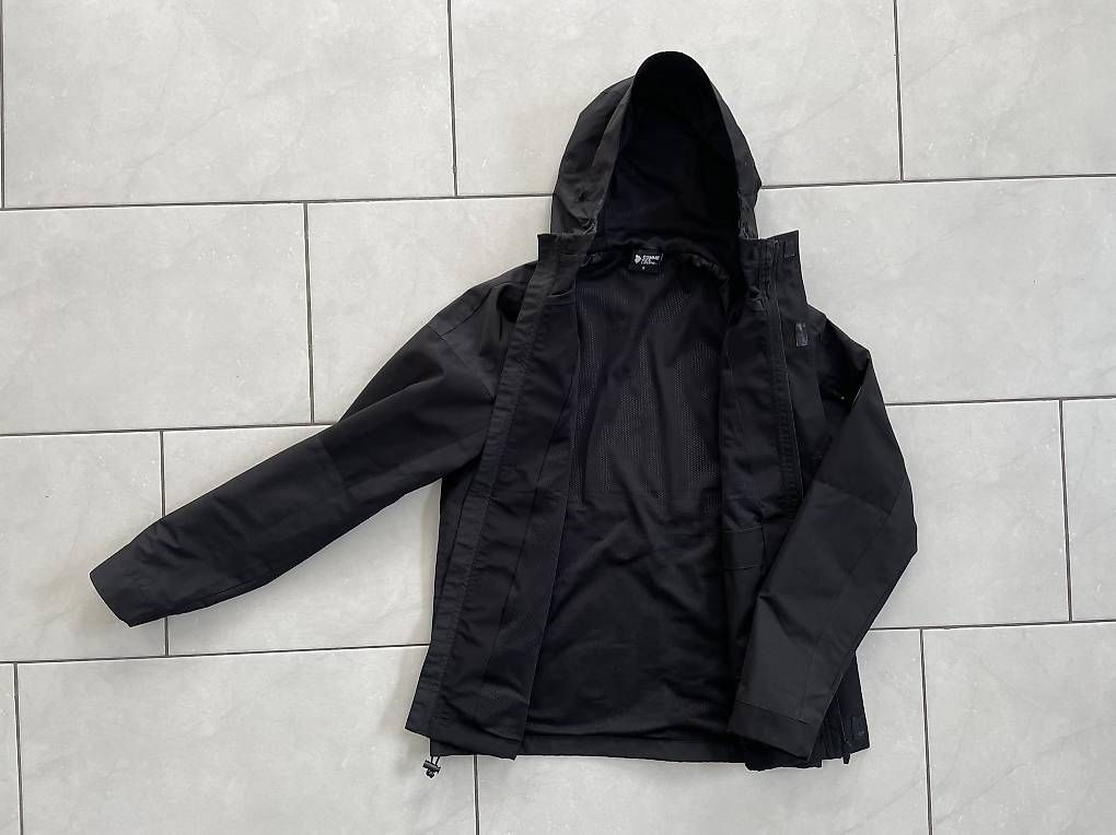 Jacken: Windjacke schwarz, Grösse S/13Jahre – Gebraucht aus Möriken AG von nipamijule 1