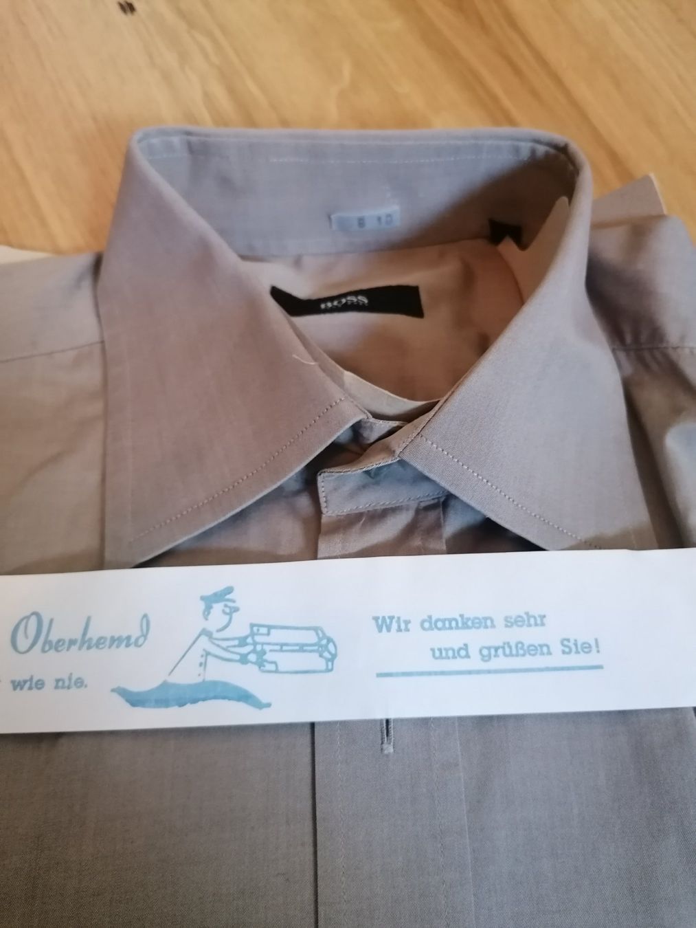 Hugo Boss Hemden: Langarm Herrenhemd Hugo Boss Gr. 40 – Neu (gemäss Beschreibung) aus Schönenbuch von sop_n7zd 1