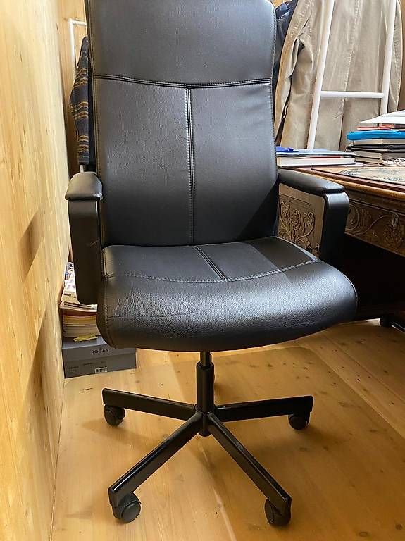 Poltrone: poltrona da ufficio – Usato da Arzo venduto da lor_9pzy
