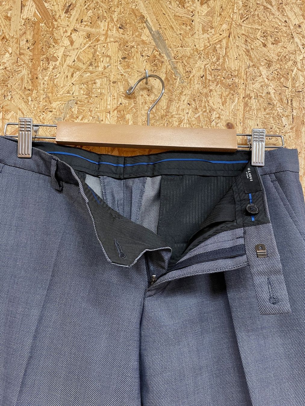 Globus Completi: GLOBUS Complet costume – Usato da Lausanne venduto da PlusValue_Lausanne 7