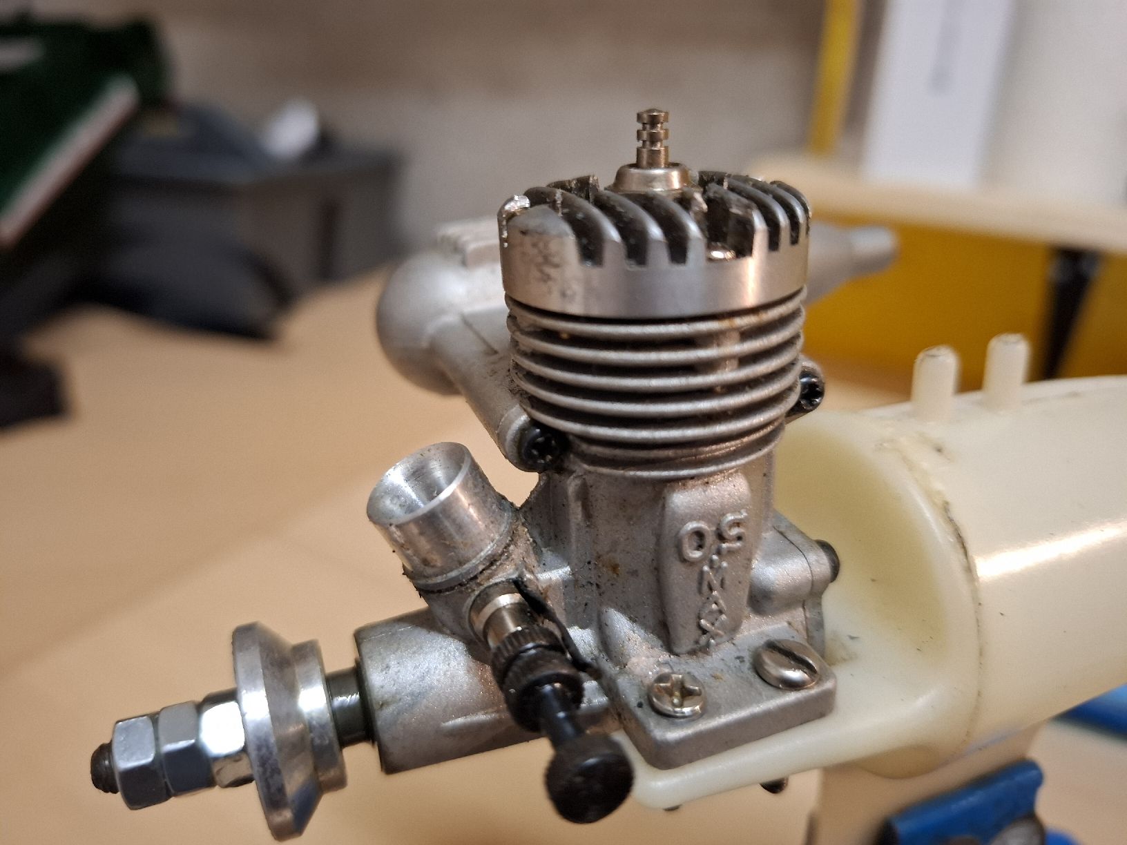 Motoren: Kleiner OS Motor mit Support – Gebraucht aus Altstätten SG von fbruderer 2