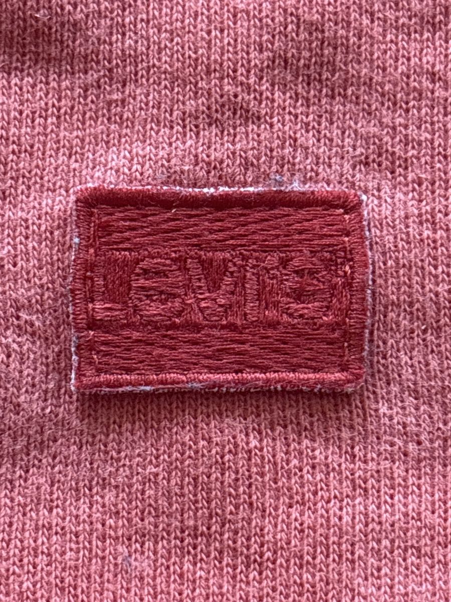 Levi's Pulls & Sweat-shirts: Levis Pullover Grösse M – D'occasion à Kölliken par Sabay2012 2