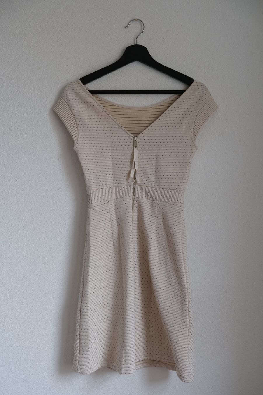 Kleider: Max&Co Kleid beige gepunktet – Gebraucht aus Zürich von sjoanne 1