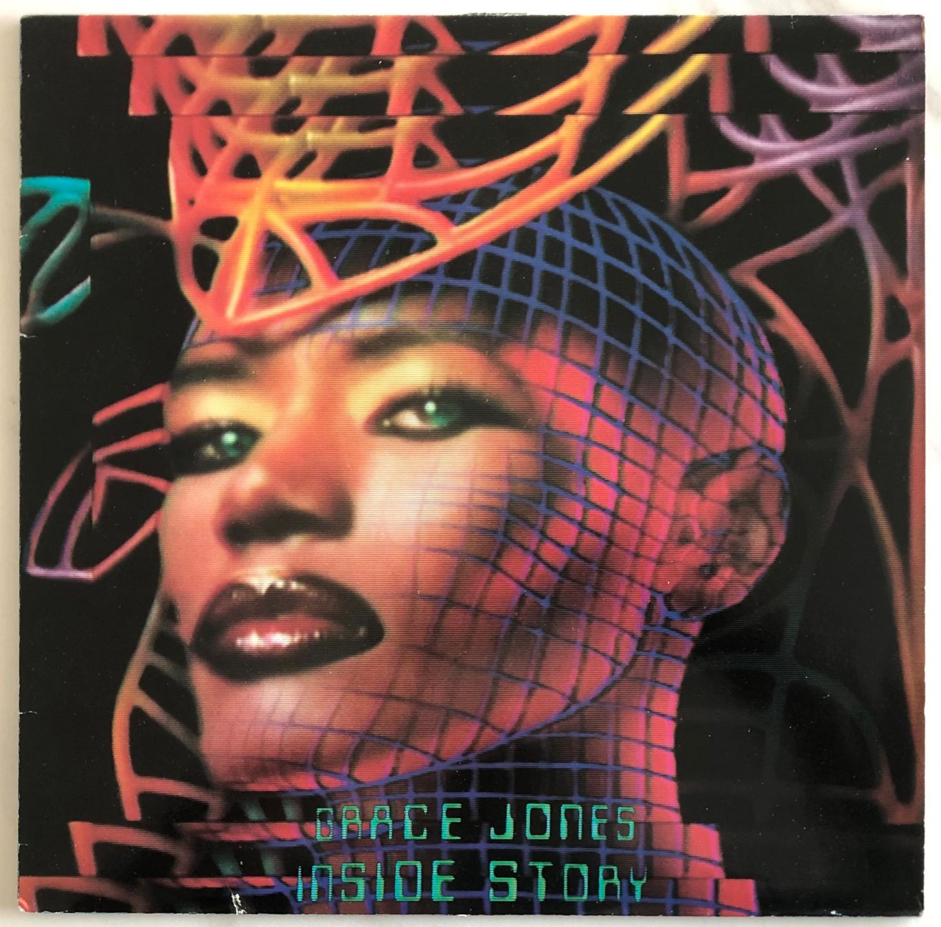 Schallplatten: GRACE JONES - INSIDE STORY – Gebraucht aus Poliez-Pittet von Newtown-Records