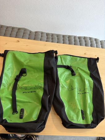 Fahrradtaschen Flyer wasserdicht Set gebraucht