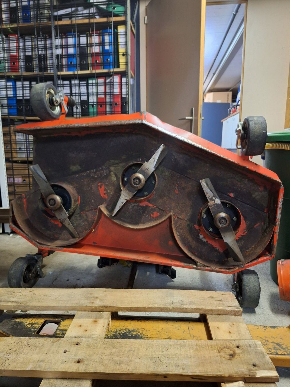 Tagliaerba: Frontmähwerk Wiedenmann 137cm – Usato da Zäziwil venduto da Motorgeraete 6