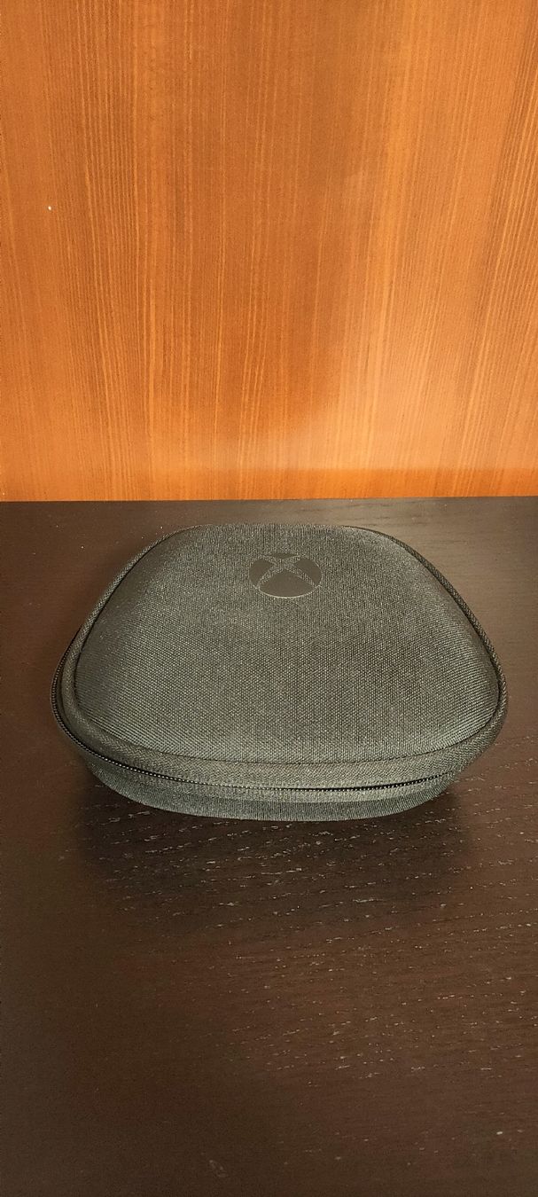 Microsoft Custodie protettive: Xbox Elite Series 2 Controller case with accessories – Usato da Zürich venduto da XXZHXX