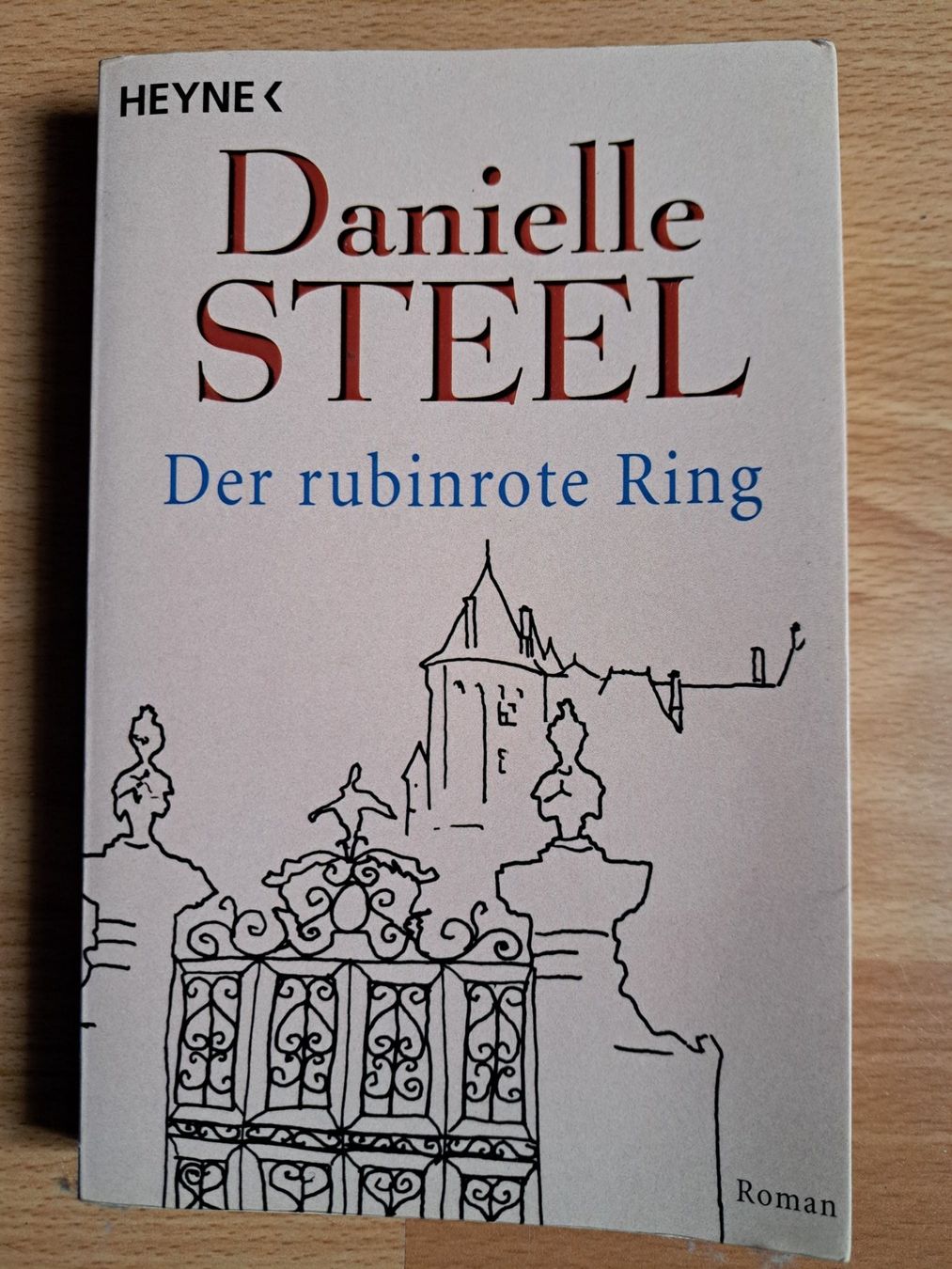 Libri: Der rubinrote Ring - Danielle Steel – Usato da Hettiswil venduto da san_kf5h