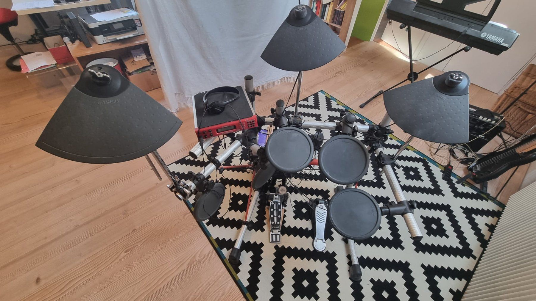 Yamaha Strumenti musicali: Yahama E-Drum Set DTXPress III – Usato da Wabern venduto da Cnaira 2