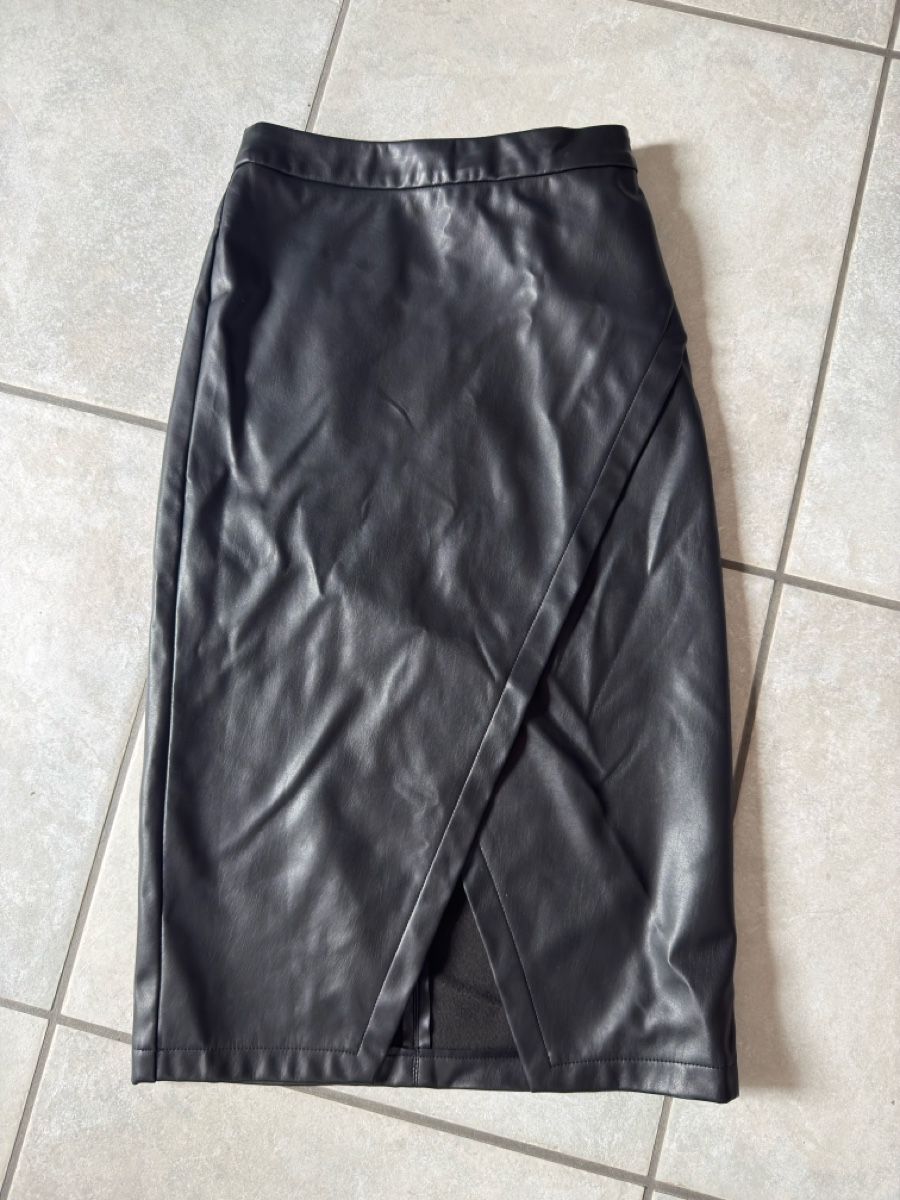 Lotti di vestiti: Kleiderpaket XS-S – Usato da Dürnten venduto da Makro79 7