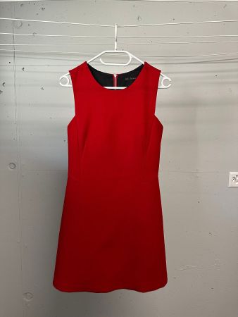 ZARA robe rouge femme courte taille M avec fermeture éclair