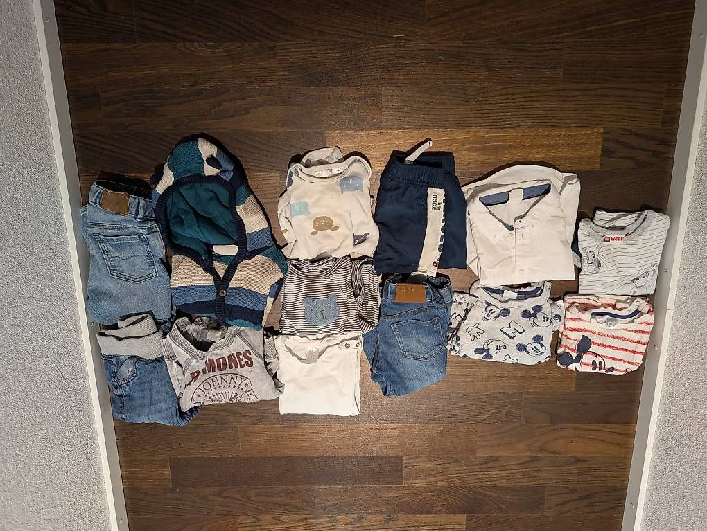 Lotti & Set di vestiti: Kinderkleider | Gr. 74-86 | Pullover, Bodys, Hosen, Shirts – Usato da Abtwil SG venduto da KARO86