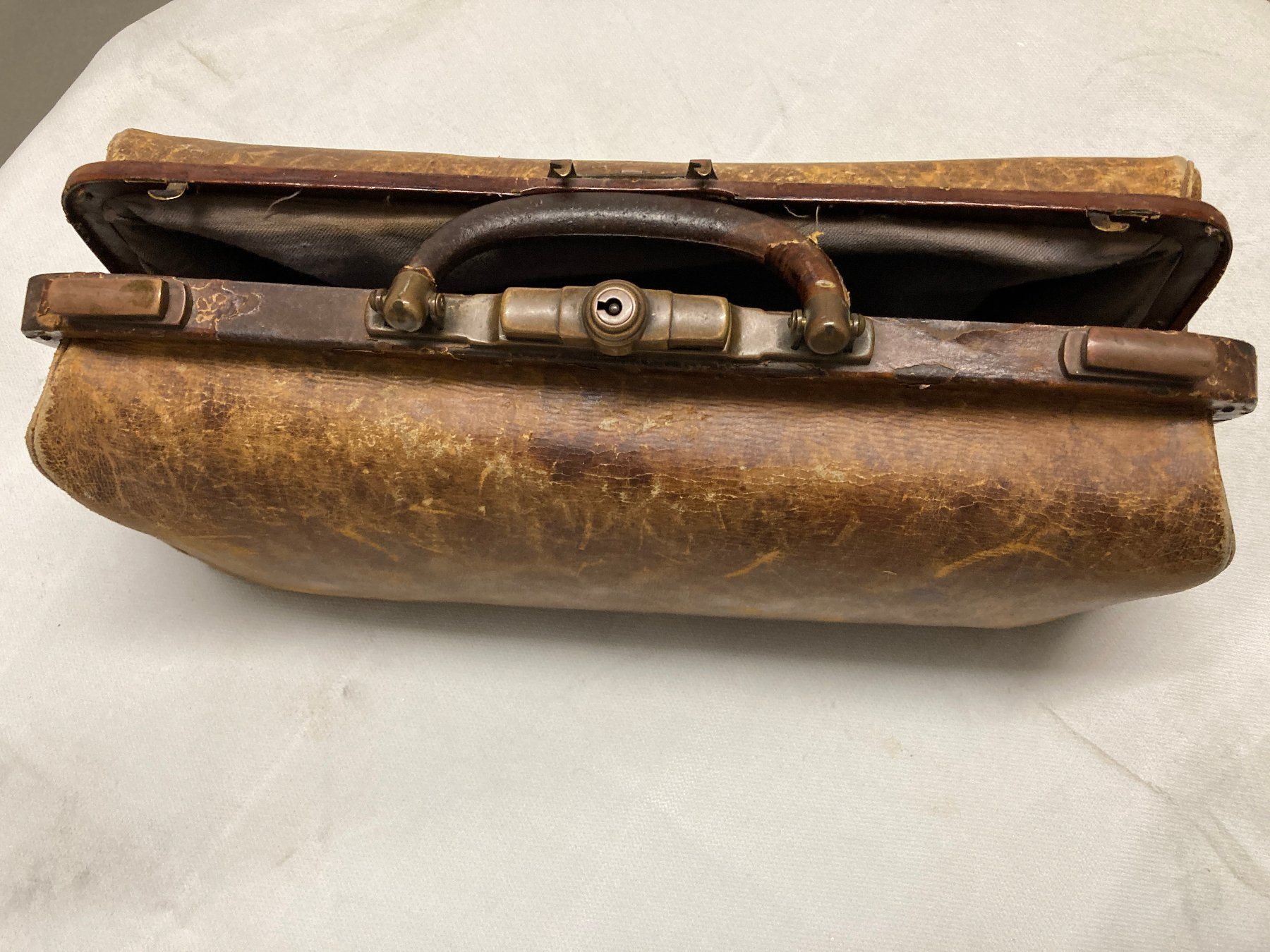 Valigie: Arztkoffer aus Leder, Vintage – Usato da Horgen venduto da Goros 4