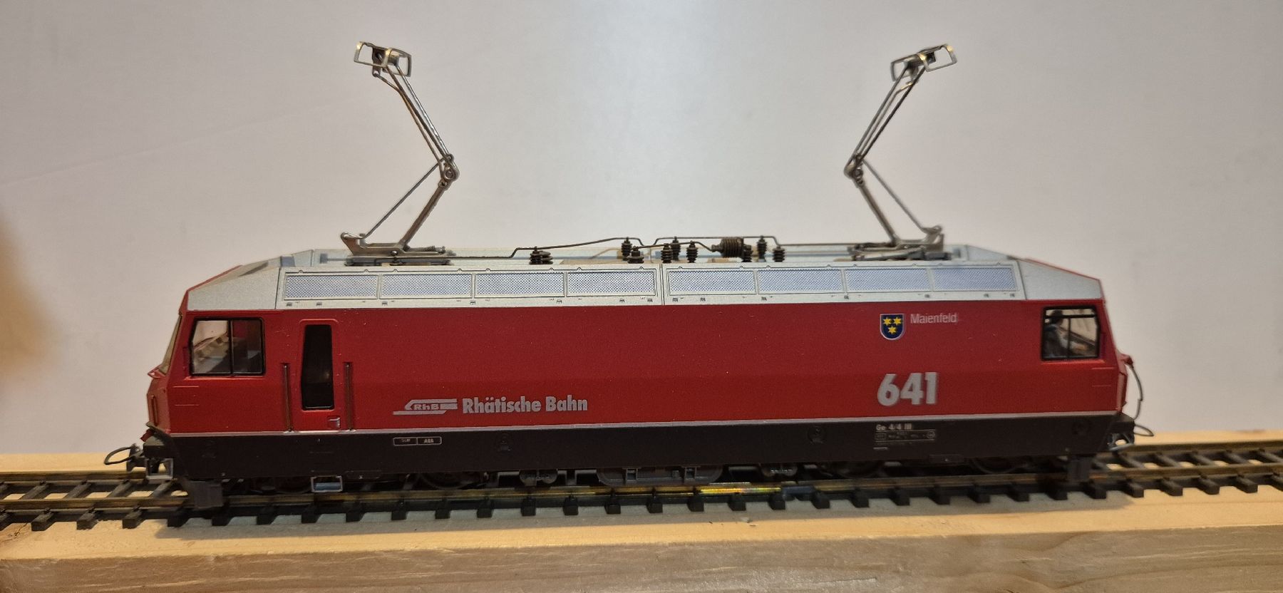 Bemo Modellini di ferrovie: Bemo 1259 101 RhB Ge 4/4III 641 Digital Selectrix – Usato da Illhart venduto da Markus203