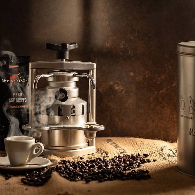 Kaffeemaschinen & Espressomaschinen: Bacchi Espressomaschine – Gebraucht aus Neu St. Johann von Snowland
