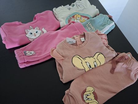 Kinderkleidung Mädchen 62/68 (3 Sets)