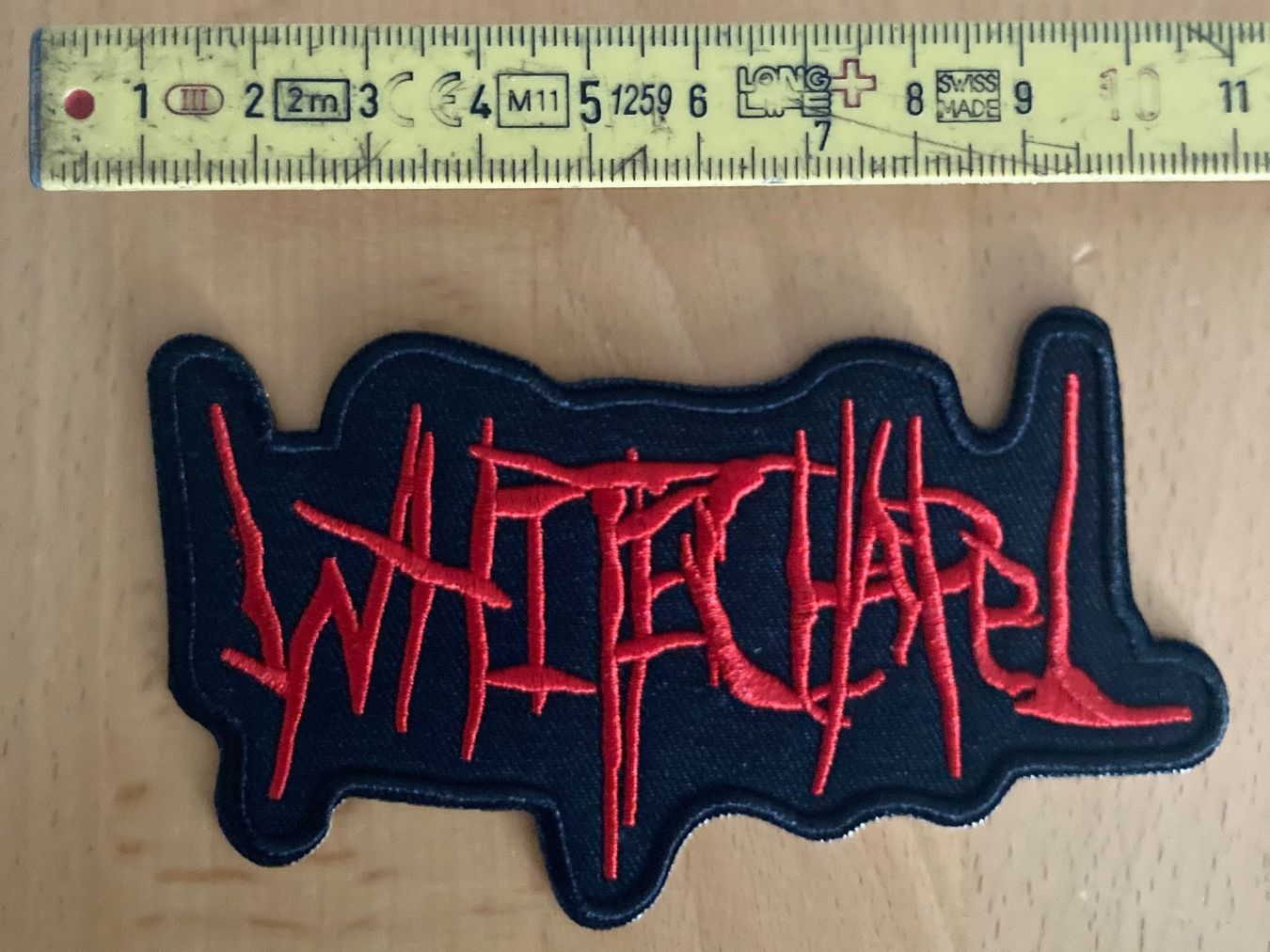 Toppe: White Chapel Patch Aufnäher Rock Punk Metal – Nuovo (secondo la descrizione) da Horn venduto da abutre72