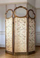 Antiker Paravent um 1900 – Holz, Facettenglas & Seide