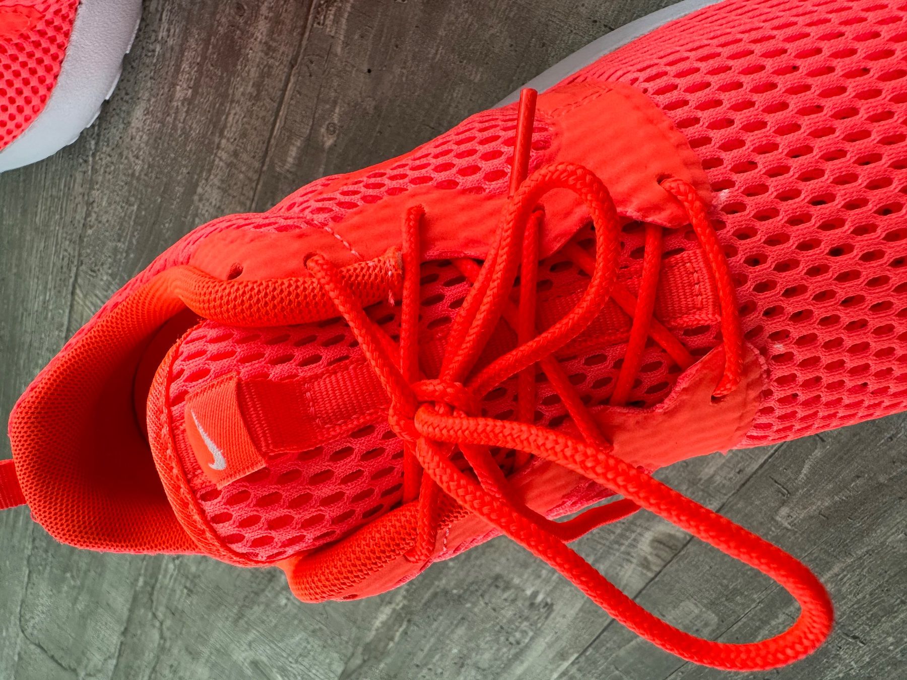 Nike Scarpe da donna: Neue Schuhe von NIKE eher Gr.40 – Nuovo e nell'imballaggio originale da Oberwil-Lieli venduto da Svetlana28 2