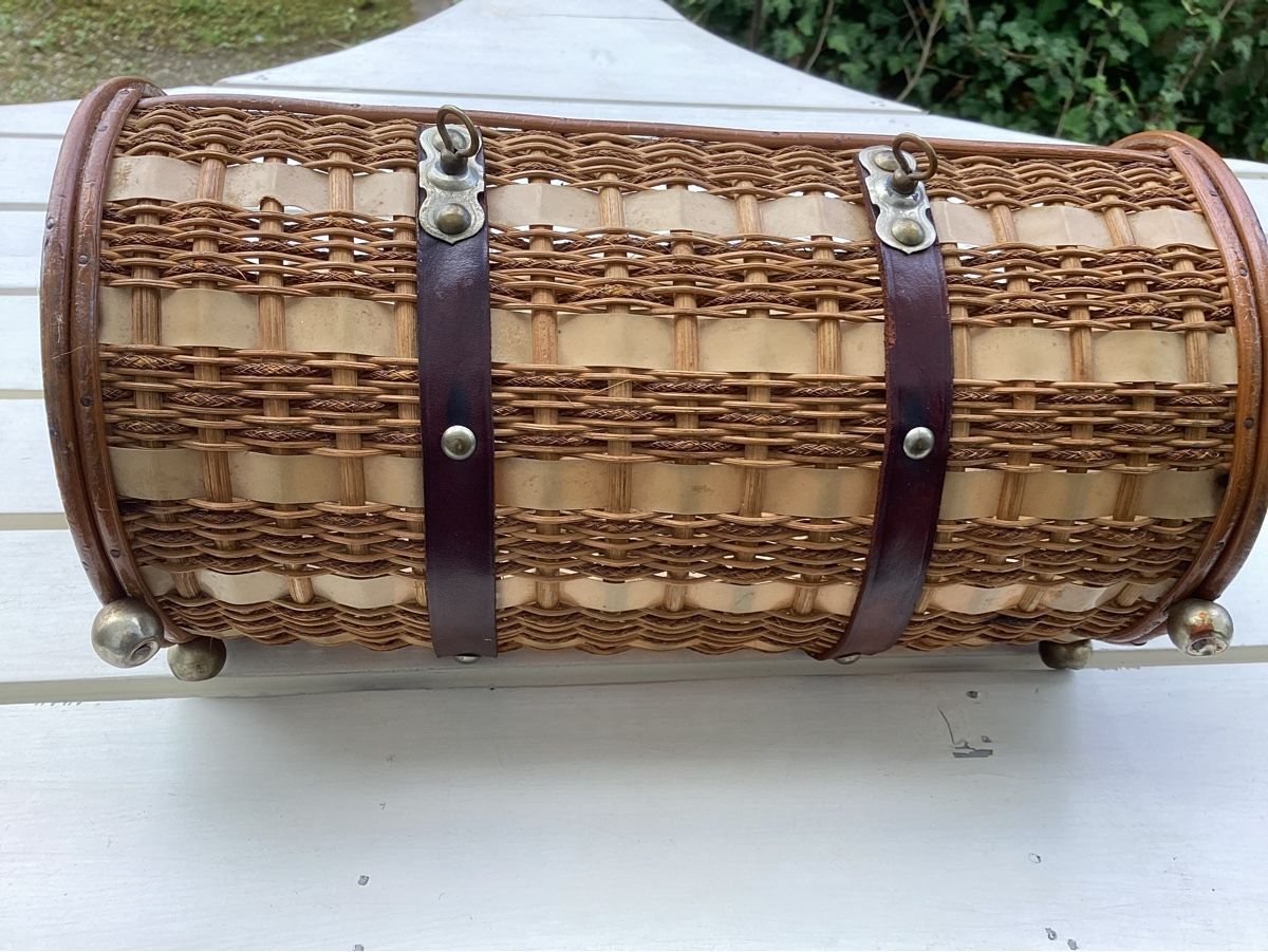 Borse da donna: Vintage Handtaschen-Körbli – Usato da Niederlenz venduto da lil_jxk8 1