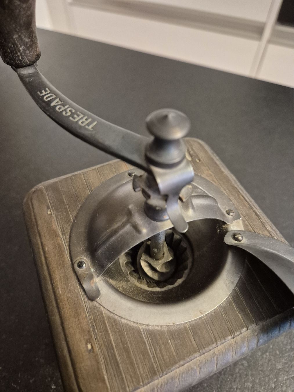 Elettrodomestici da cucina: Antike Kaffeemühle TRE SPADE – Usato da Aesch BL venduto da frdzigerd 3