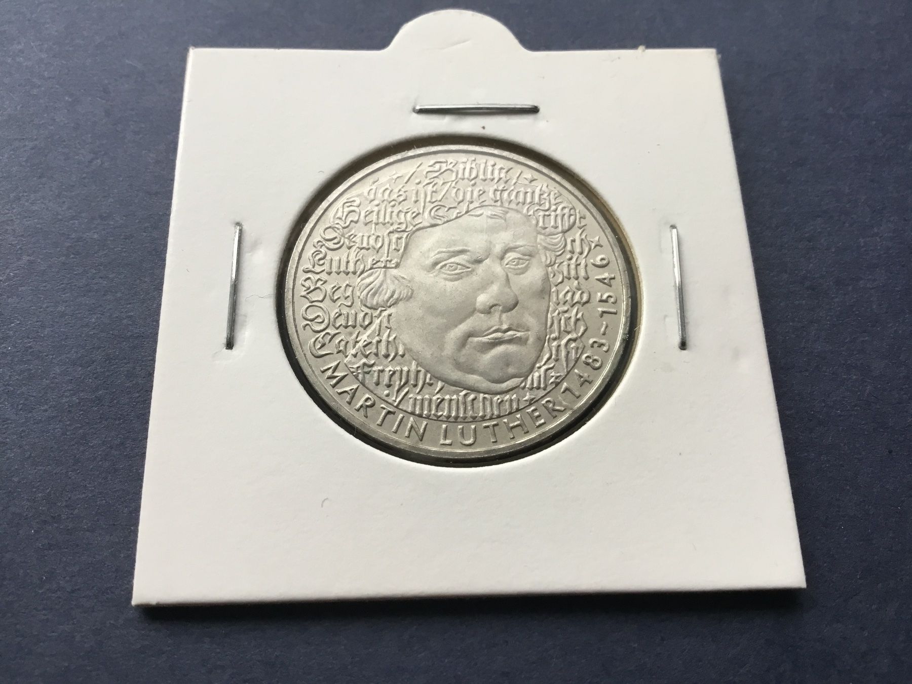 Tutti le monete: 5 DM Martin Luther 1983 unzirkuliert – Nuovo (secondo la descrizione) da St. Margrethen SG venduto da alfapeugeot10